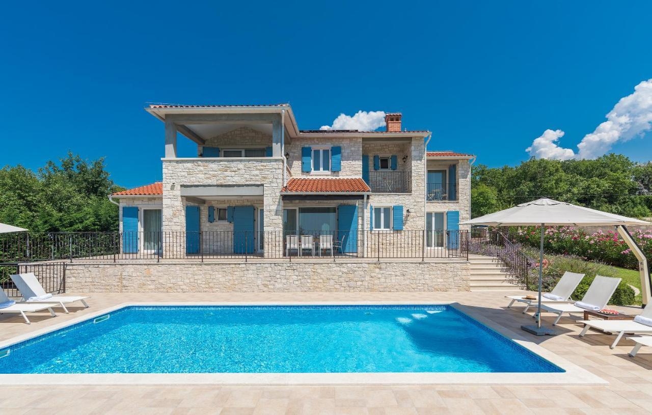 Villa Sterpazzi - Near Porec With Sea View, Private Jacuzzi, Sauna And Pool Visnjan Ngoại thất bức ảnh